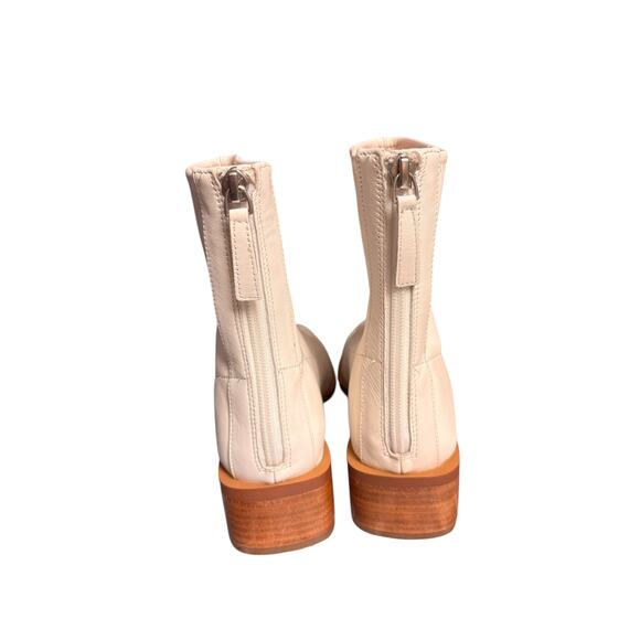 Linea Paolo Venata block-heel white booties with a stacked heel and back zipper - Picture 3 of 7